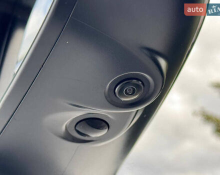 Білий Лексус РХ, об'ємом двигуна 2.4 л та пробігом 6 тис. км за 57500 $, фото 33 на Automoto.ua