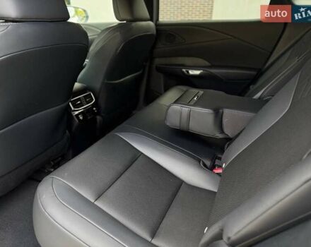 Белый Лексус РХ, объемом двигателя 2.4 л и пробегом 5 тыс. км за 64000 $, фото 29 на Automoto.ua