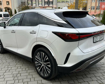 Лексус РХ 2024 в Львове на Automoto.ua Белый Лексус РХ, объемом двигателя 2.5 л и пробегом 1 тыс. км за 66000 $, фото 4 на Automoto.ua