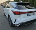 Белый Лексус РХ, объемом двигателя 2.4 л и пробегом 10 тыс. км за 75000 $, фото 2 на Automoto.ua