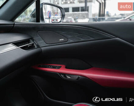 Білий Лексус РХ, об'ємом двигуна 2.4 л та пробігом 43 тис. км за 88000 $, фото 33 на Automoto.ua