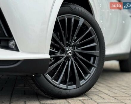 Белый Лексус РХ, объемом двигателя 2.4 л и пробегом 6 тыс. км за 63000 $, фото 9 на Automoto.ua