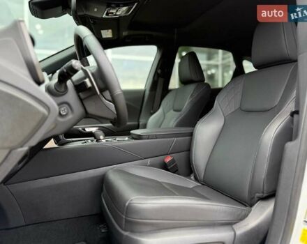 Белый Лексус РХ, объемом двигателя 2.4 л и пробегом 6 тыс. км за 63000 $, фото 13 на Automoto.ua