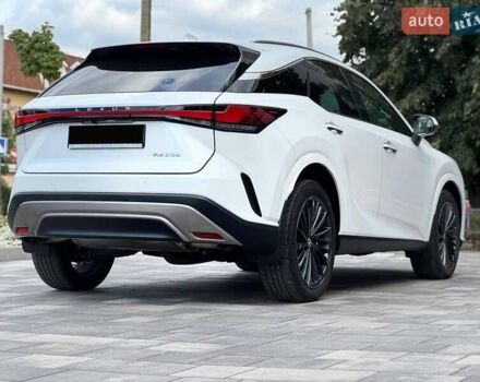 Белый Лексус РХ, объемом двигателя 2.4 л и пробегом 5 тыс. км за 64000 $, фото 4 на Automoto.ua