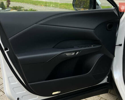 Лексус РХ 2024 в Львове на Automoto.ua Белый Лексус РХ, объемом двигателя 2.5 л и пробегом 1 тыс. км за 66000 $, фото 29 на Automoto.ua