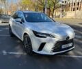 Лексус РХ 2024 в Одессе на Automoto.ua Белый Лексус РХ, объемом двигателя 2.39 л и пробегом 1 тыс. км за 72500 $, фото 6 на Automoto.ua
