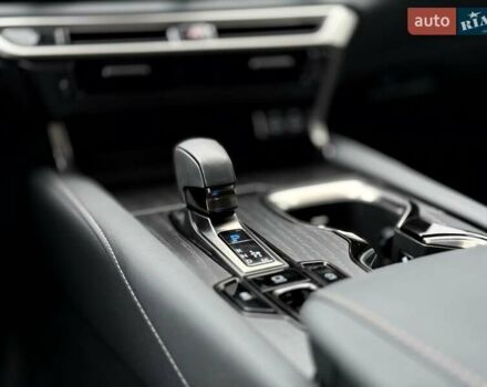 Белый Лексус РХ, объемом двигателя 2.4 л и пробегом 6 тыс. км за 63000 $, фото 26 на Automoto.ua