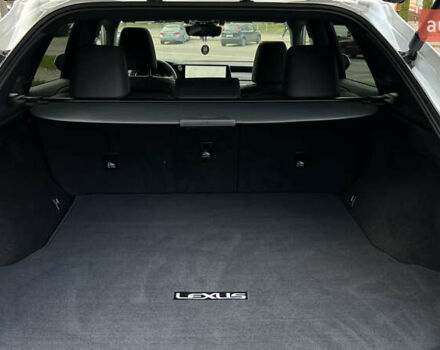 Лексус РХ 2024 в Львове на Automoto.ua Белый Лексус РХ, объемом двигателя 2.5 л и пробегом 1 тыс. км за 66000 $, фото 40 на Automoto.ua