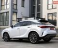 Білий Лексус РХ, об'ємом двигуна 2.5 л та пробігом 11 тис. км за 720 $, фото 2 на Automoto.ua