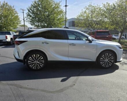 Білий Лексус РХ, об'ємом двигуна 2.5 л та пробігом 11 тис. км за 41000 $, фото 3 на Automoto.ua