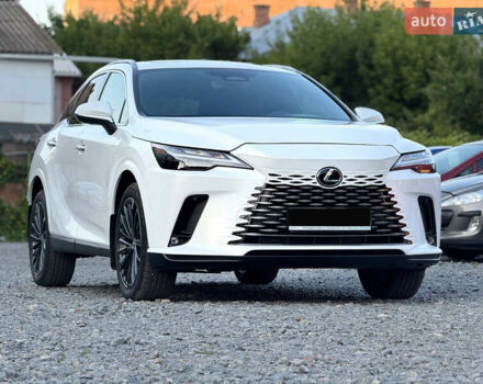 Білий Лексус РХ, об'ємом двигуна 2.4 л та пробігом 5 тис. км за 62000 $, фото 2 на Automoto.ua