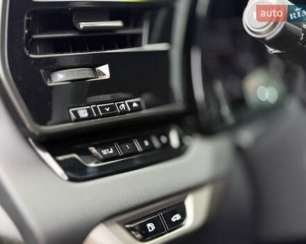 Белый Лексус РХ, объемом двигателя 2.4 л и пробегом 6 тыс. км за 63000 $, фото 28 на Automoto.ua