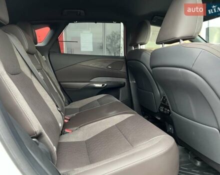 Білий Лексус РХ, об'ємом двигуна 2.5 л та пробігом 8 тис. км за 93241 $, фото 11 на Automoto.ua