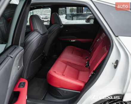 Білий Лексус РХ, об'ємом двигуна 2.4 л та пробігом 43 тис. км за 88000 $, фото 16 на Automoto.ua