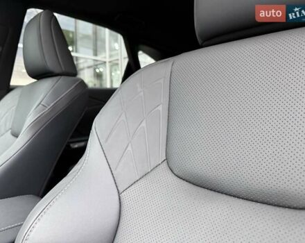 Белый Лексус РХ, объемом двигателя 2.4 л и пробегом 6 тыс. км за 63000 $, фото 34 на Automoto.ua