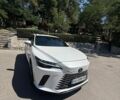 Білий Лексус РХ, об'ємом двигуна 2.5 л та пробігом 17 тис. км за 68000 $, фото 4 на Automoto.ua