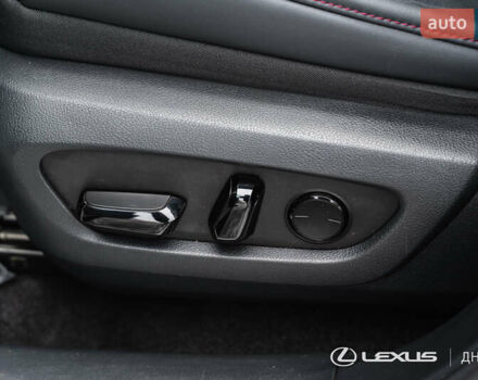 Білий Лексус РХ, об'ємом двигуна 2.4 л та пробігом 43 тис. км за 88000 $, фото 34 на Automoto.ua
