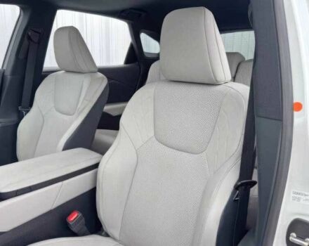 Белый Лексус РХ, объемом двигателя 2.4 л и пробегом 15 тыс. км за 28000 $, фото 15 на Automoto.ua