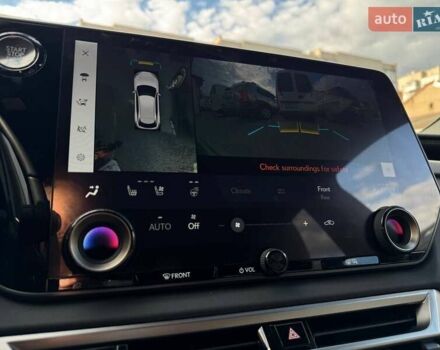 Белый Лексус РХ, объемом двигателя 2.4 л и пробегом 5 тыс. км за 64000 $, фото 28 на Automoto.ua