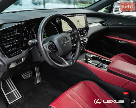 Білий Лексус РХ, об'ємом двигуна 2.4 л та пробігом 43 тис. км за 88000 $, фото 12 на Automoto.ua