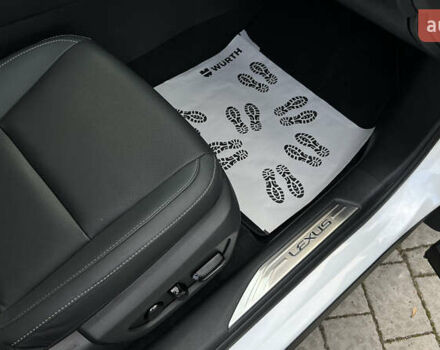 Лексус РХ 2024 в Львове на Automoto.ua Белый Лексус РХ, объемом двигателя 2.5 л и пробегом 1 тыс. км за 66000 $, фото 46 на Automoto.ua