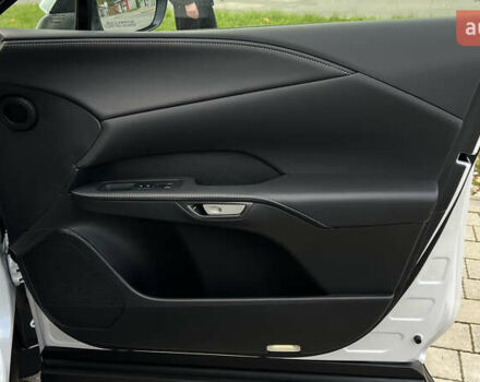 Лексус РХ 2024 в Львове на Automoto.ua Белый Лексус РХ, объемом двигателя 2.5 л и пробегом 1 тыс. км за 66000 $, фото 50 на Automoto.ua