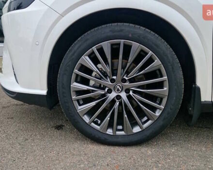 Белый Лексус РХ, объемом двигателя 2.5 л и пробегом 17 тыс. км за 81986 $, фото 11 на Automoto.ua