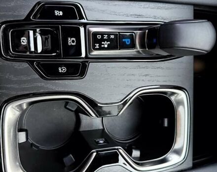 Белый Лексус РХ, объемом двигателя 2.4 л и пробегом 6 тыс. км за 63000 $, фото 35 на Automoto.ua