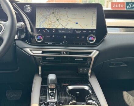 Белый Лексус РХ, объемом двигателя 2.5 л и пробегом 5 тыс. км за 86900 $, фото 34 на Automoto.ua