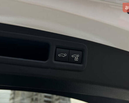 Лексус РХ 2024 в Львове на Automoto.ua Белый Лексус РХ, объемом двигателя 2.5 л и пробегом 1 тыс. км за 66000 $, фото 42 на Automoto.ua