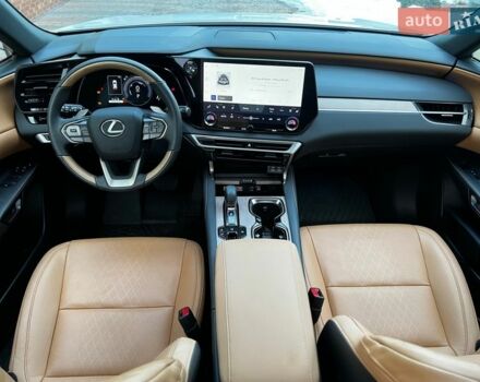 Белый Лексус РХ, объемом двигателя 2.5 л и пробегом 11 тыс. км за 72000 $, фото 15 на Automoto.ua