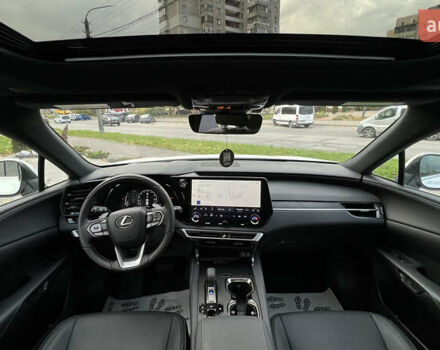 Лексус РХ 2024 в Львове на Automoto.ua Белый Лексус РХ, объемом двигателя 2.5 л и пробегом 1 тыс. км за 66000 $, фото 39 на Automoto.ua