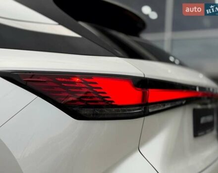 Белый Лексус РХ, объемом двигателя 2.4 л и пробегом 6 тыс. км за 63000 $, фото 8 на Automoto.ua