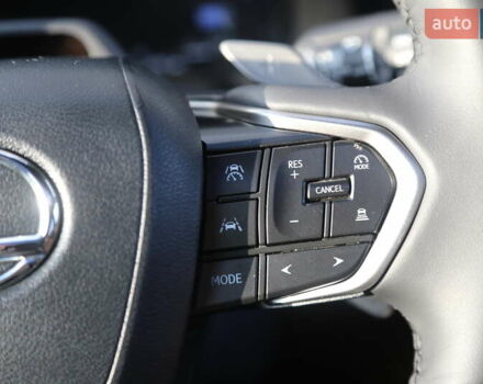 Белый Лексус РХ, объемом двигателя 2.5 л и пробегом 1 тыс. км за 77000 $, фото 17 на Automoto.ua