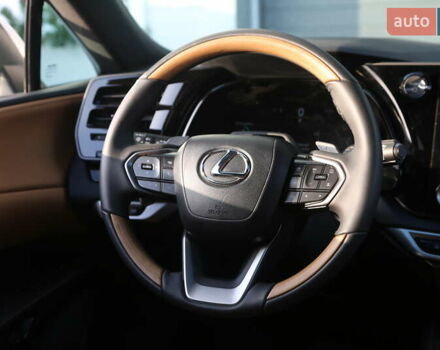 Белый Лексус РХ, объемом двигателя 2.5 л и пробегом 1 тыс. км за 77000 $, фото 16 на Automoto.ua