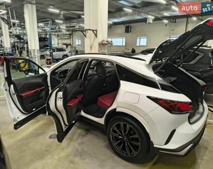 Білий Лексус РХ, об'ємом двигуна 2.4 л та пробігом 7 тис. км за 84000 $, фото 9 на Automoto.ua