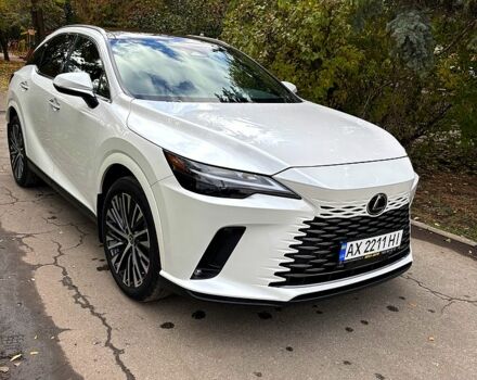 Білий Лексус РХ, об'ємом двигуна 2.5 л та пробігом 4 тис. км за 93000 $, фото 2 на Automoto.ua