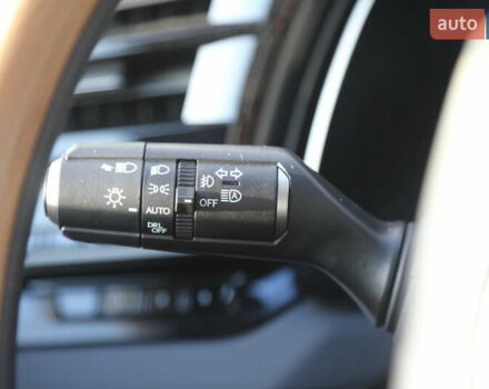 Белый Лексус РХ, объемом двигателя 2.5 л и пробегом 1 тыс. км за 77000 $, фото 21 на Automoto.ua