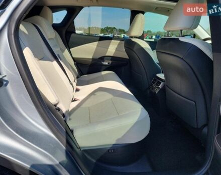 Білий Лексус РХ, об'ємом двигуна 2.4 л та пробігом 4 тис. км за 20000 $, фото 10 на Automoto.ua