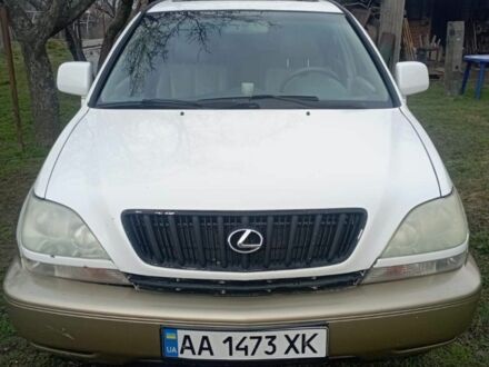 Білий Лексус РХ, об'ємом двигуна 3 л та пробігом 300 тис. км за 3000 $, фото 1 на Automoto.ua