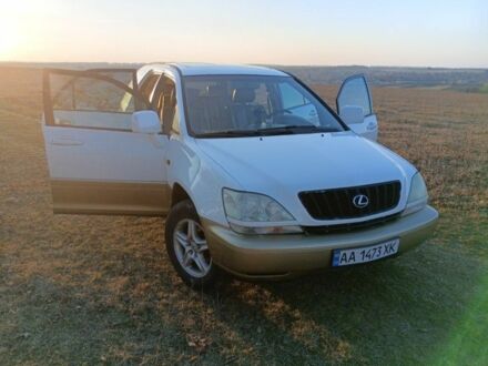 Лексус РХ 1999 в Шаргороде на Automoto.ua Белый Лексус РХ, объемом двигателя 3 л и пробегом 280 тыс. км за 3500 $, фото 1 на Automoto.ua