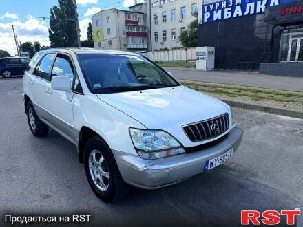Белый Лексус РХ, объемом двигателя 3 л и пробегом 290 тыс. км за 3000 $, фото 1 на Automoto.ua