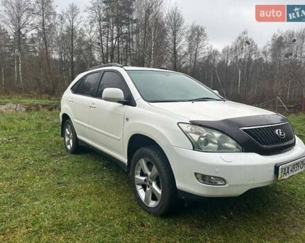 Белый Лексус РХ, объемом двигателя 3.3 л и пробегом 272 тыс. км за 7700 $, фото 1 на Automoto.ua