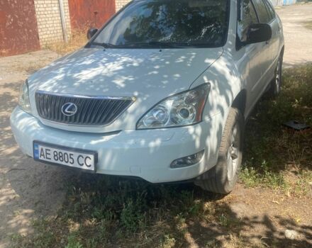 Белый Лексус РХ, объемом двигателя 3.3 л и пробегом 240 тыс. км за 8500 $, фото 1 на Automoto.ua