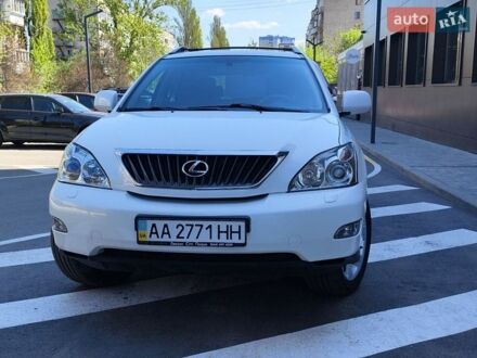 Белый Лексус РХ, объемом двигателя 3.46 л и пробегом 122 тыс. км за 16000 $, фото 1 на Automoto.ua