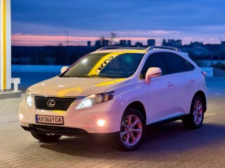 Лексус РХ 2010 у Києві на Automoto.ua Білий Лексус РХ, об'ємом двигуна 3.5 л та пробігом 222 тис. км за 14999 $, фото 1 на Automoto.ua