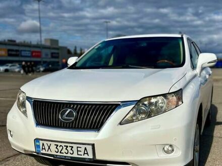 Лексус РХ 2011 в Харькове на Automoto.ua Белый Лексус РХ, объемом двигателя 3.46 л и пробегом 277 тыс. км за 15500 $, фото 1 на Automoto.ua