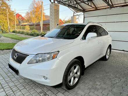 Белый Лексус РХ, объемом двигателя 3.5 л и пробегом 256 тыс. км за 16500 $, фото 1 на Automoto.ua