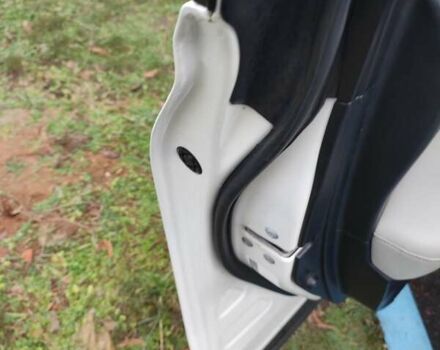 Білий Лексус РХ, об'ємом двигуна 3.5 л та пробігом 180 тис. км за 21500 $, фото 1 на Automoto.ua