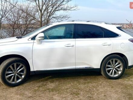 Белый Лексус РХ, объемом двигателя 3.5 л и пробегом 240 тыс. км за 24700 $, фото 1 на Automoto.ua